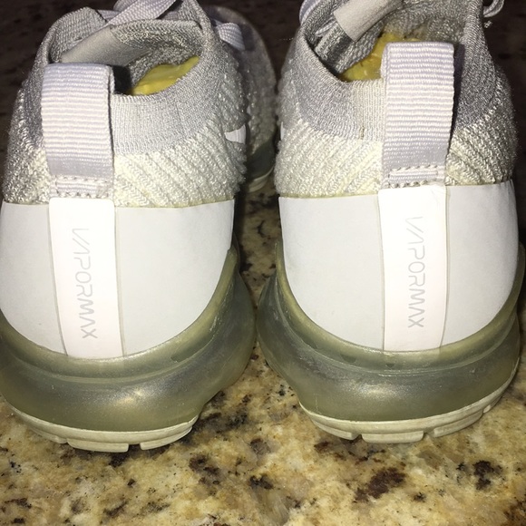 Nike Air VaporMax Flyknit 3 - Picture 8 of 11